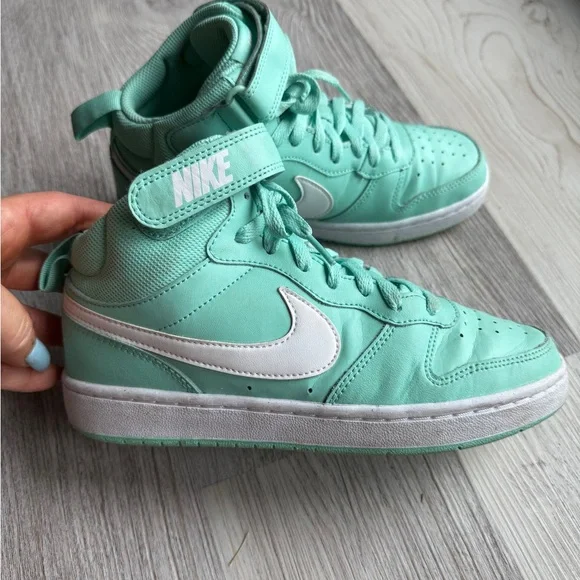 Nike Fresh mint Green High-Top Sneakers - Picture 2 of 5